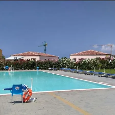 Semesterbostad Cento Pini Cefalu